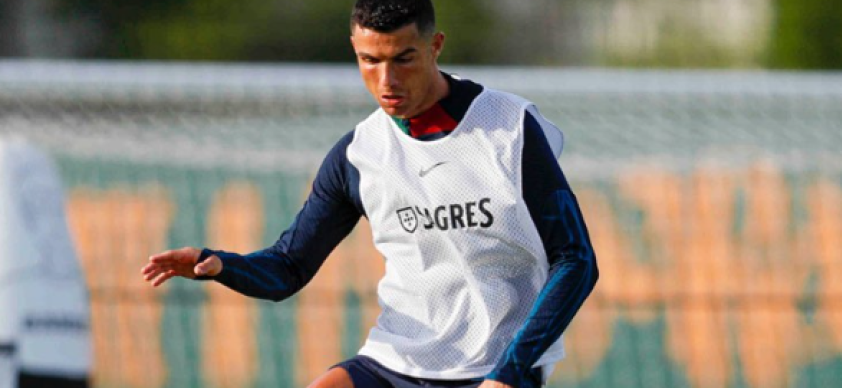 Cristiano Ronaldo recentemente afirmou com convicção que não jogará mais na Europa.