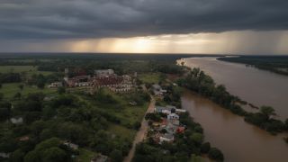 Alertas de Chuvas e Calor: Brasil em Risco Climático